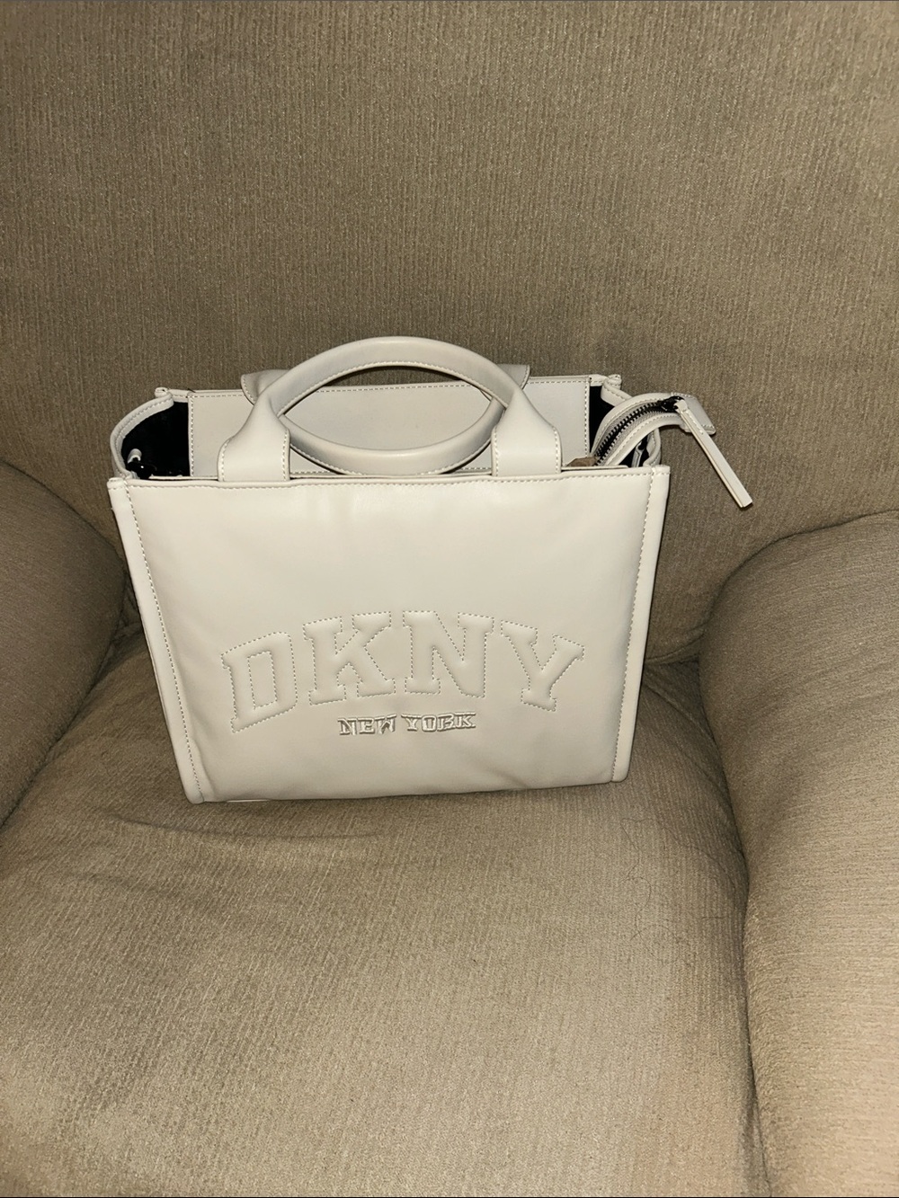 Dkny White Leather Embossed Logo Satchel